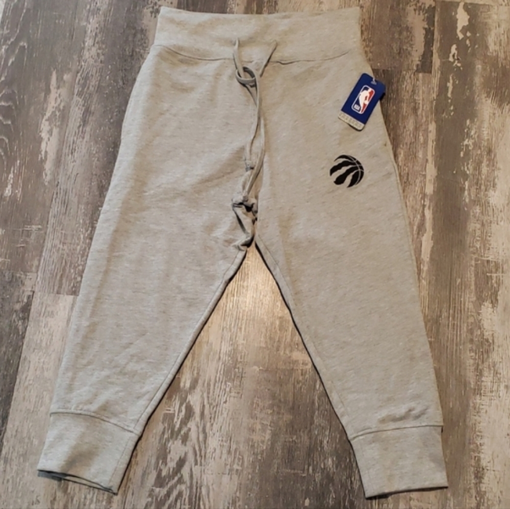 NBA Sports capris
